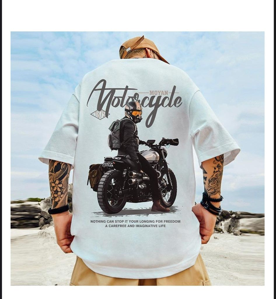 Unisex Oversized Graphic T-Shirt – Streetwear Collection