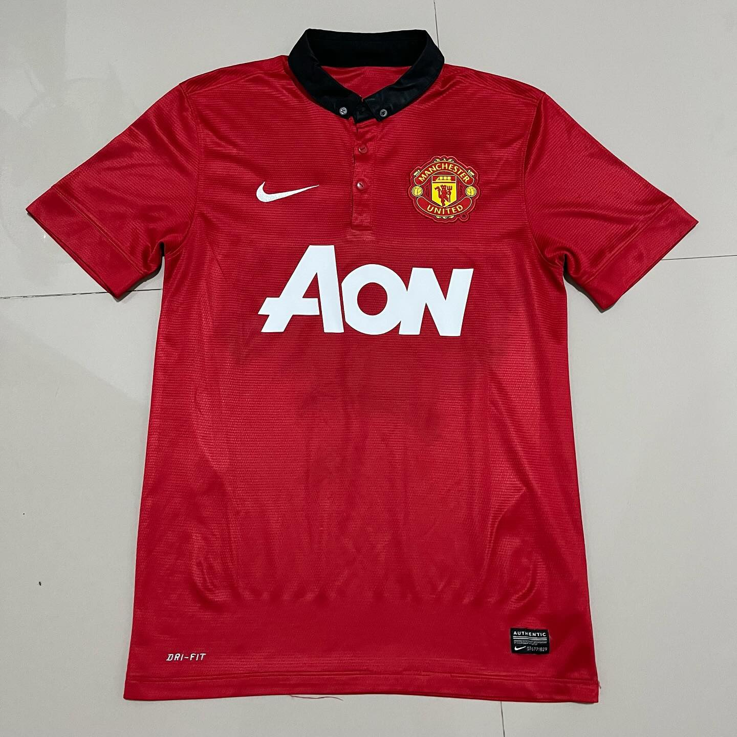 Manchester United home and away kit